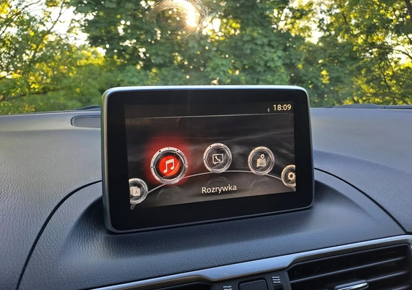 Mazda 3 cena 44900 przebieg: 205000, rok produkcji 2015 z Lublin małe 92